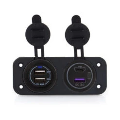 EM Prise 2 X USB2 + USB QC3 + Type C PD